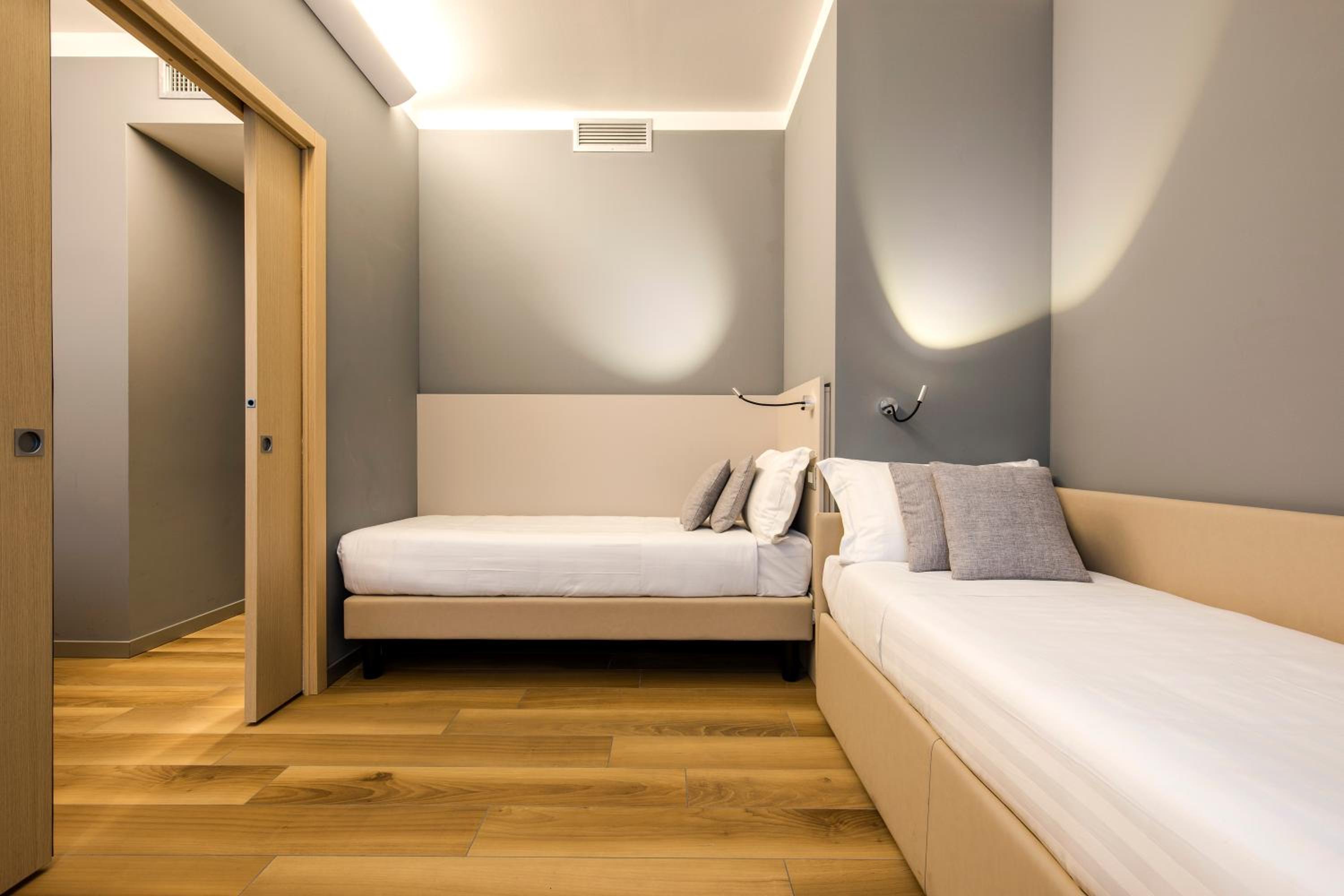 43 Station Hotel