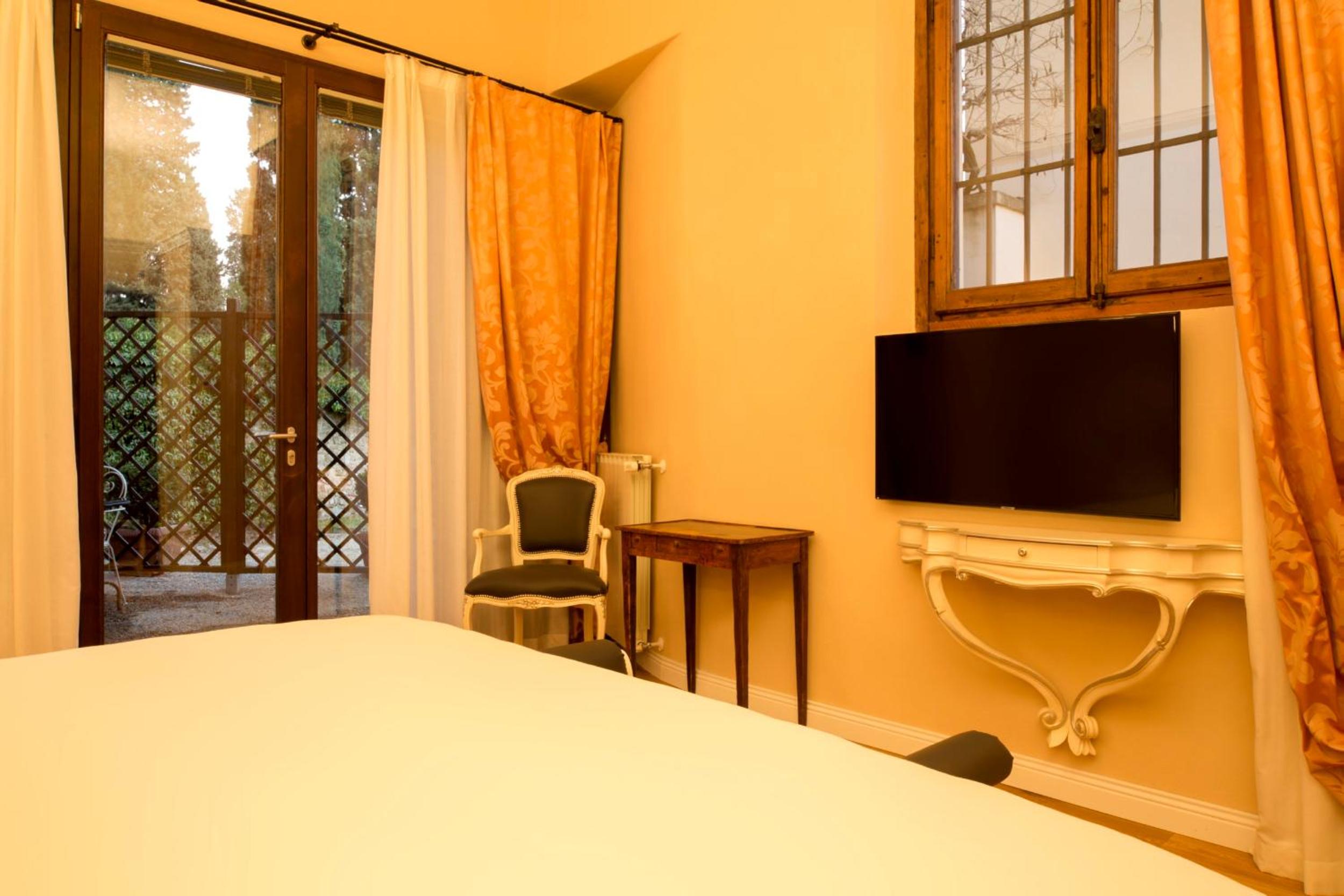 Art Hotel Villa Agape - Place of Charme