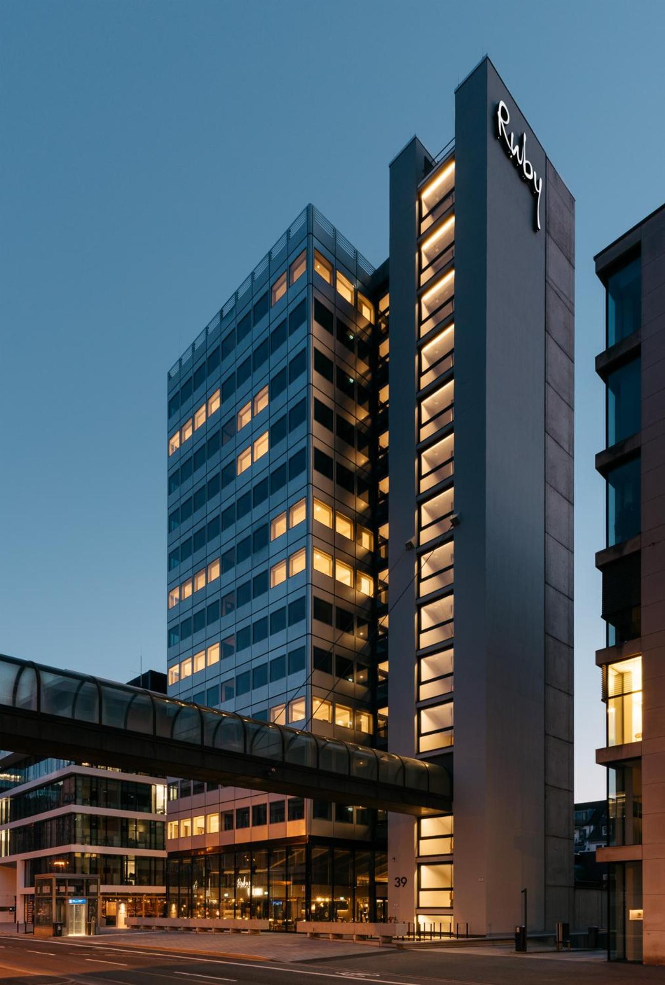 Ruby Luna Hotel Dusseldorf by IHG