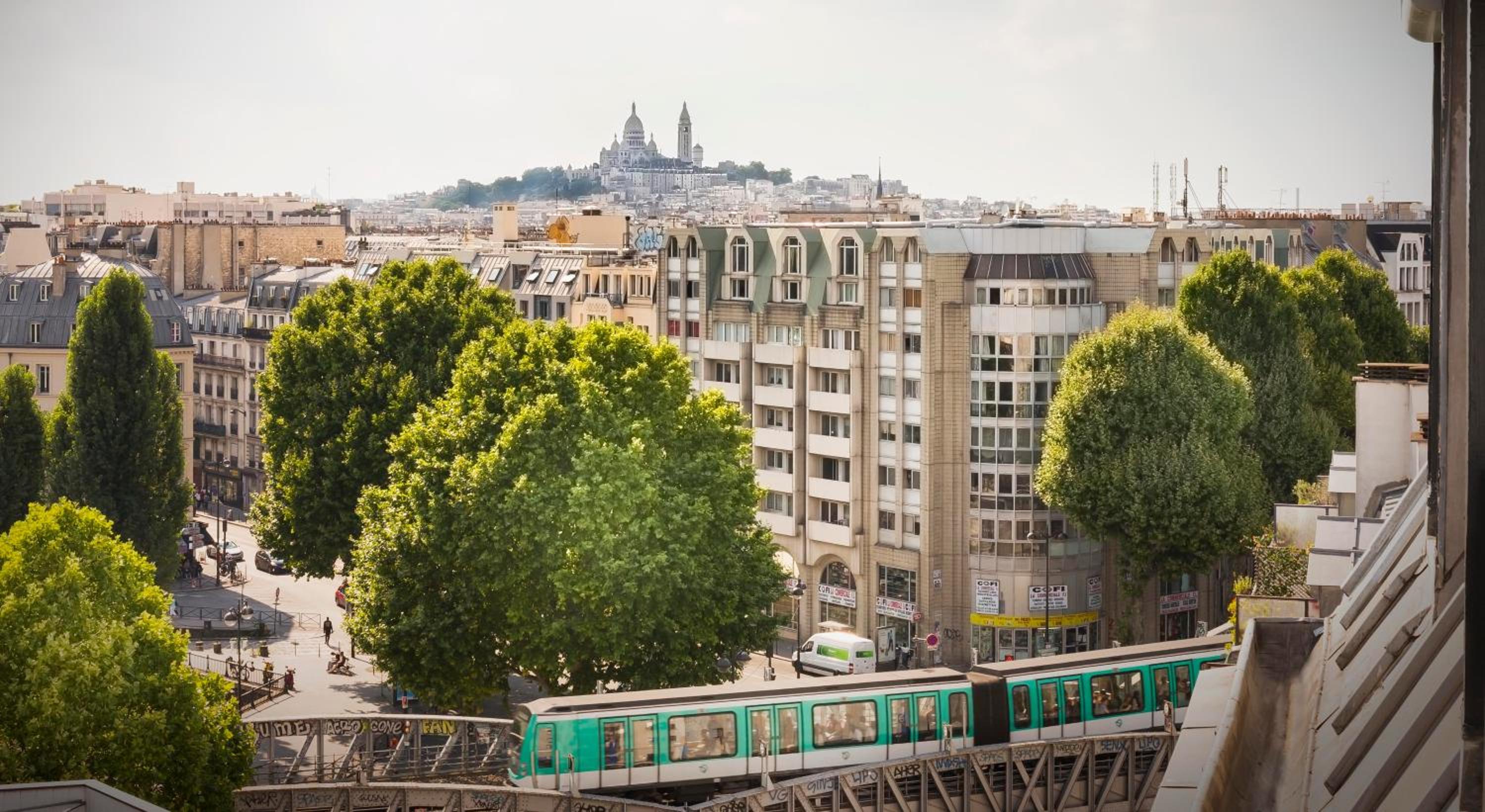 Libertel Canal Saint Martin