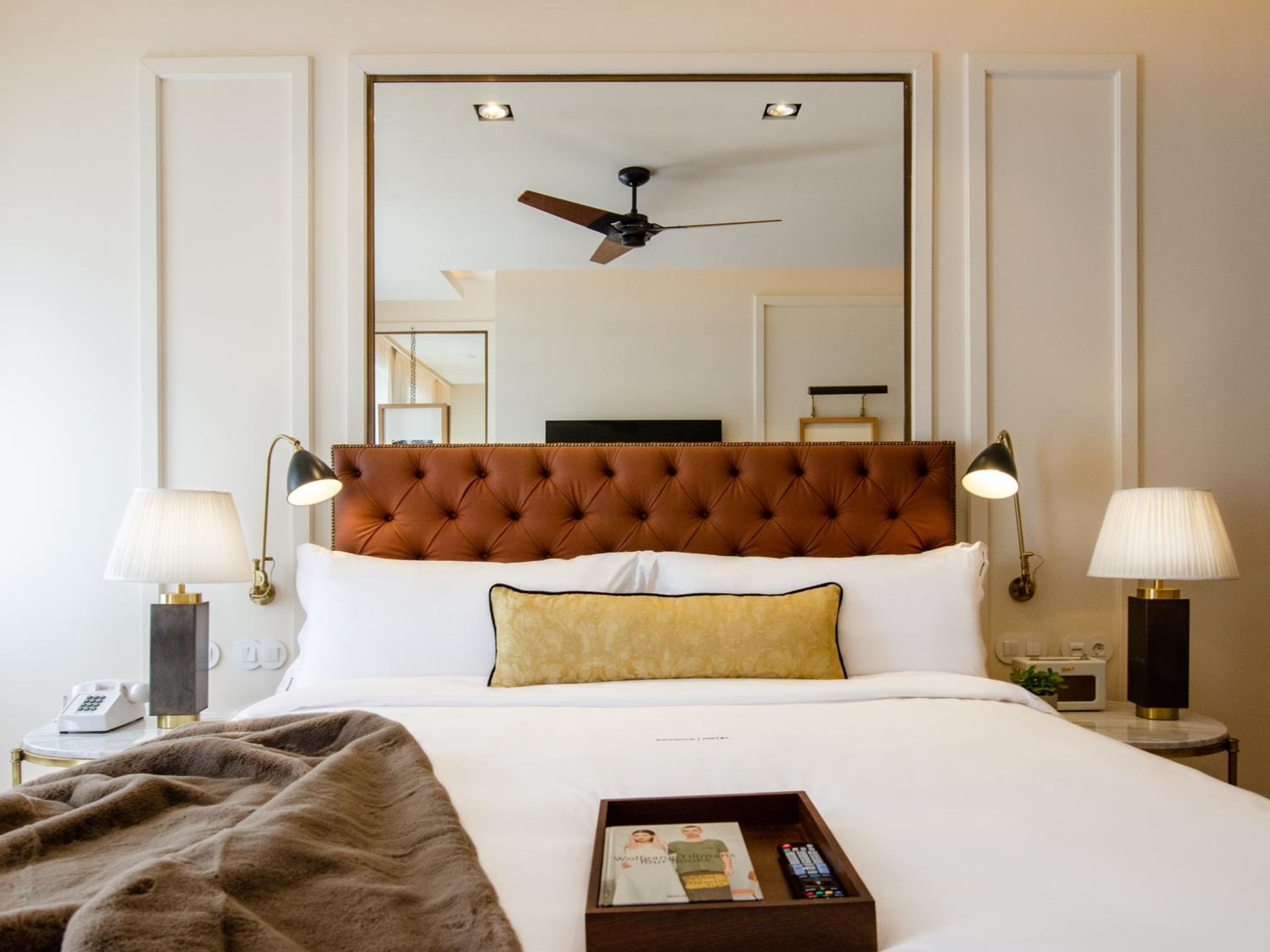 Brown's Avenue Hotel