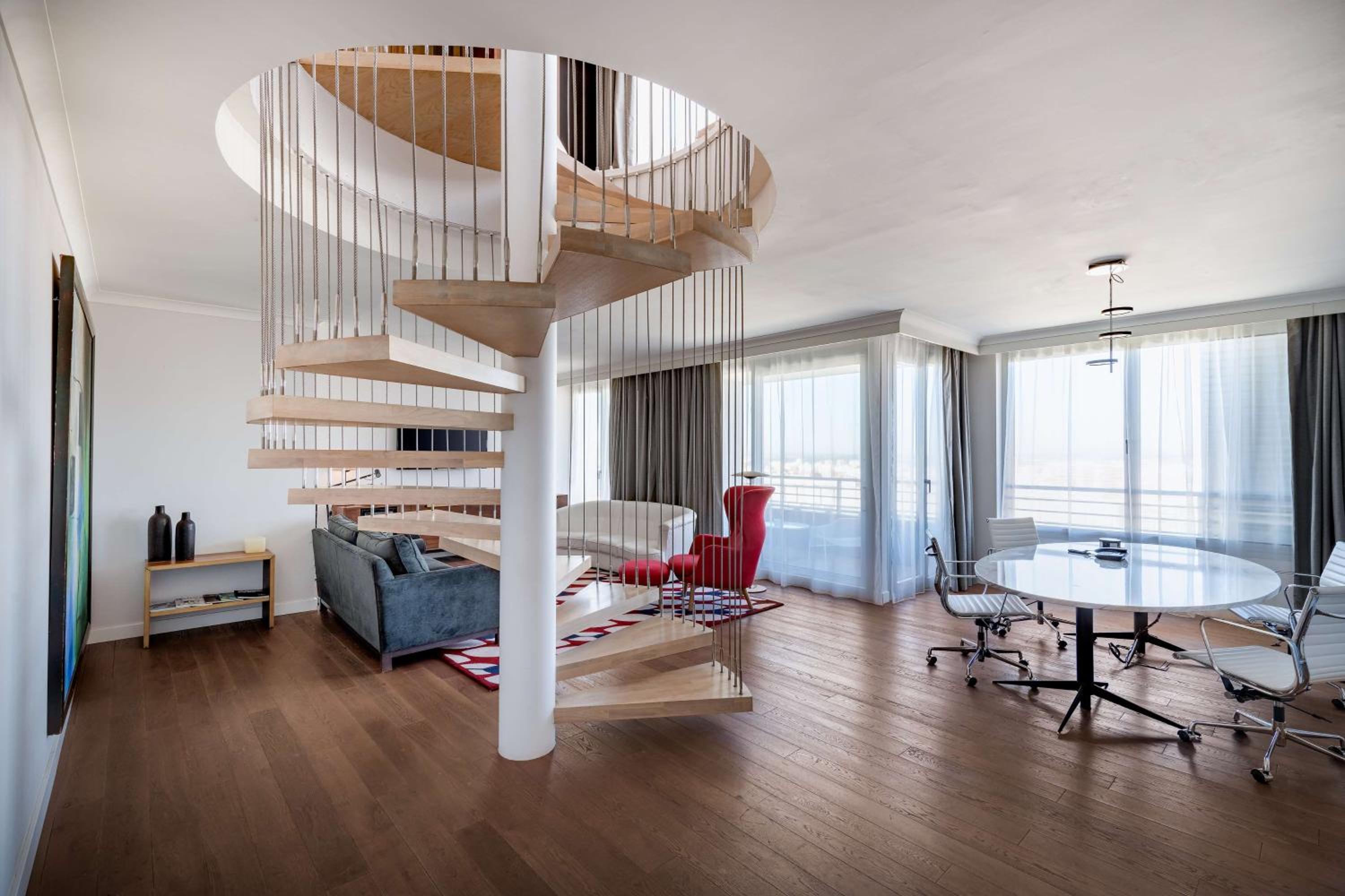 NH Collection Eurobuilding