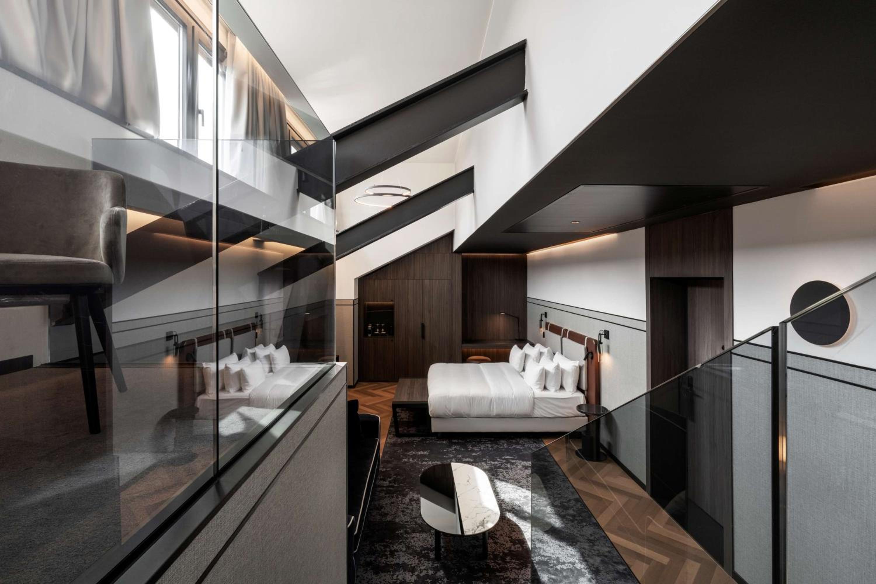 Palazzo Touring Club Milan, A Radisson Collection Hotel