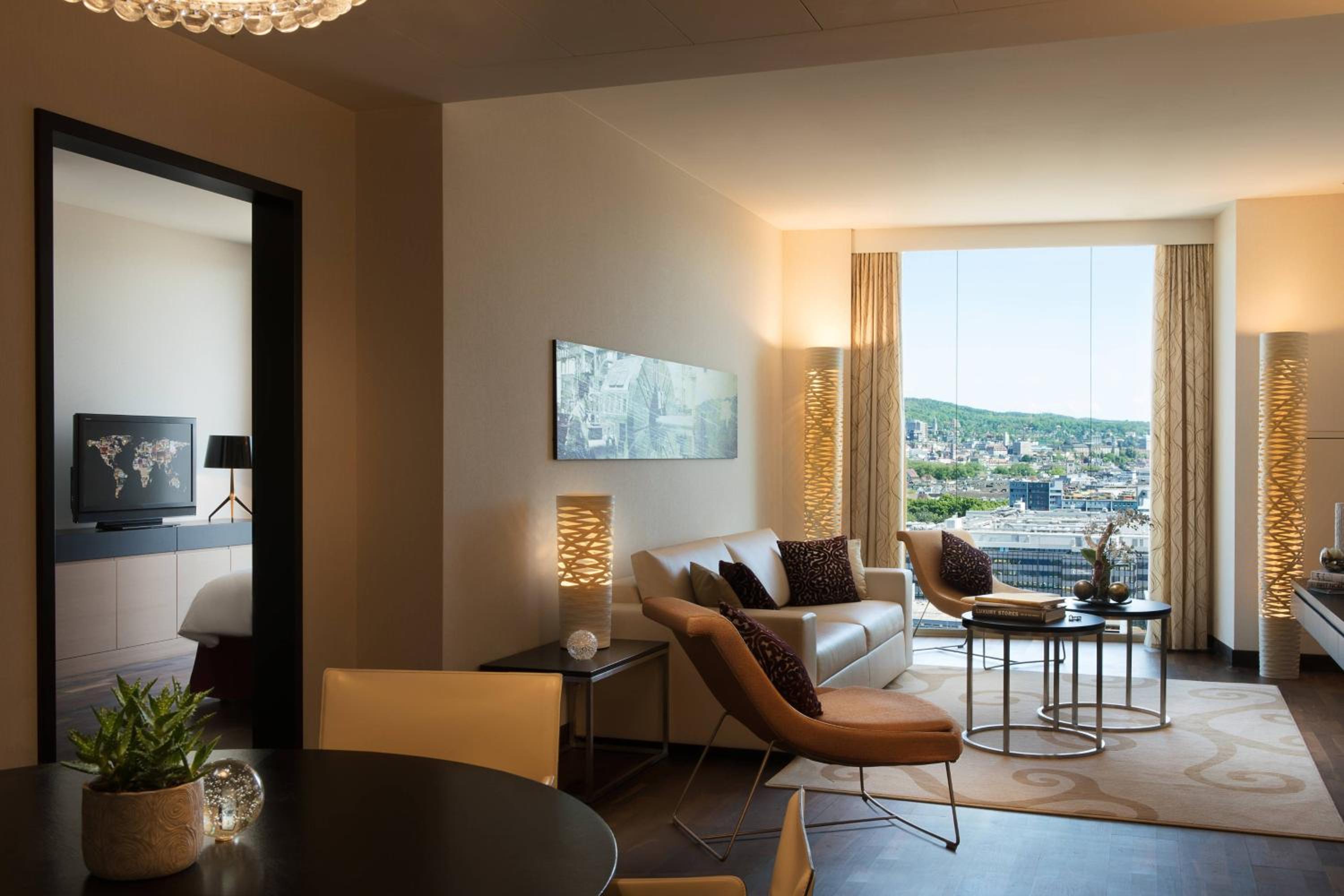 Renaissance Zurich Tower Hotel