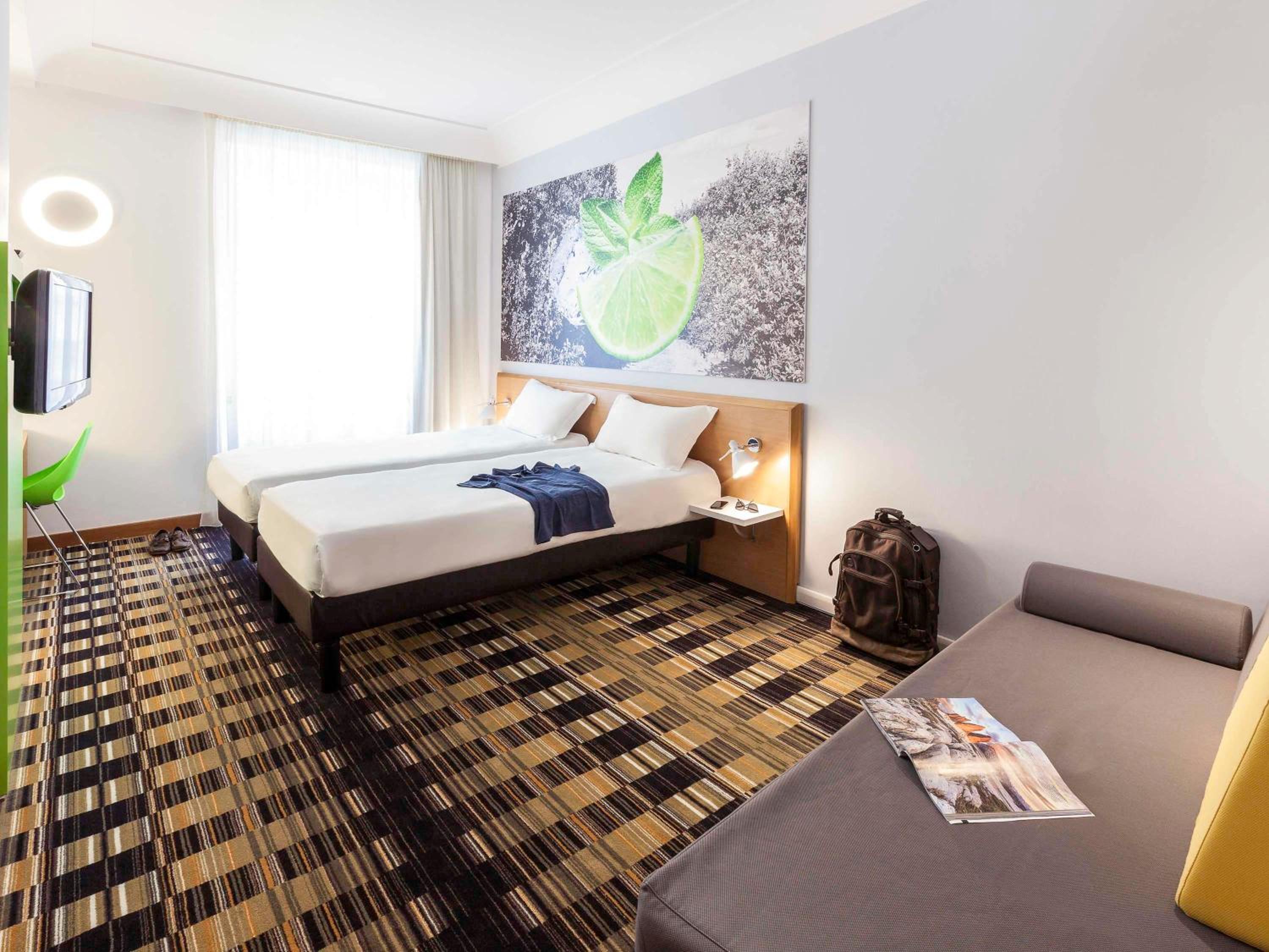Ibis Styles Napoli Garibaldi