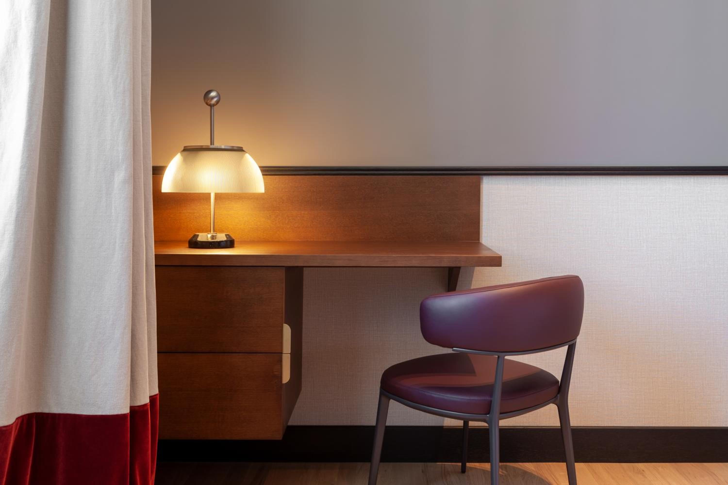 Amabilia Suites