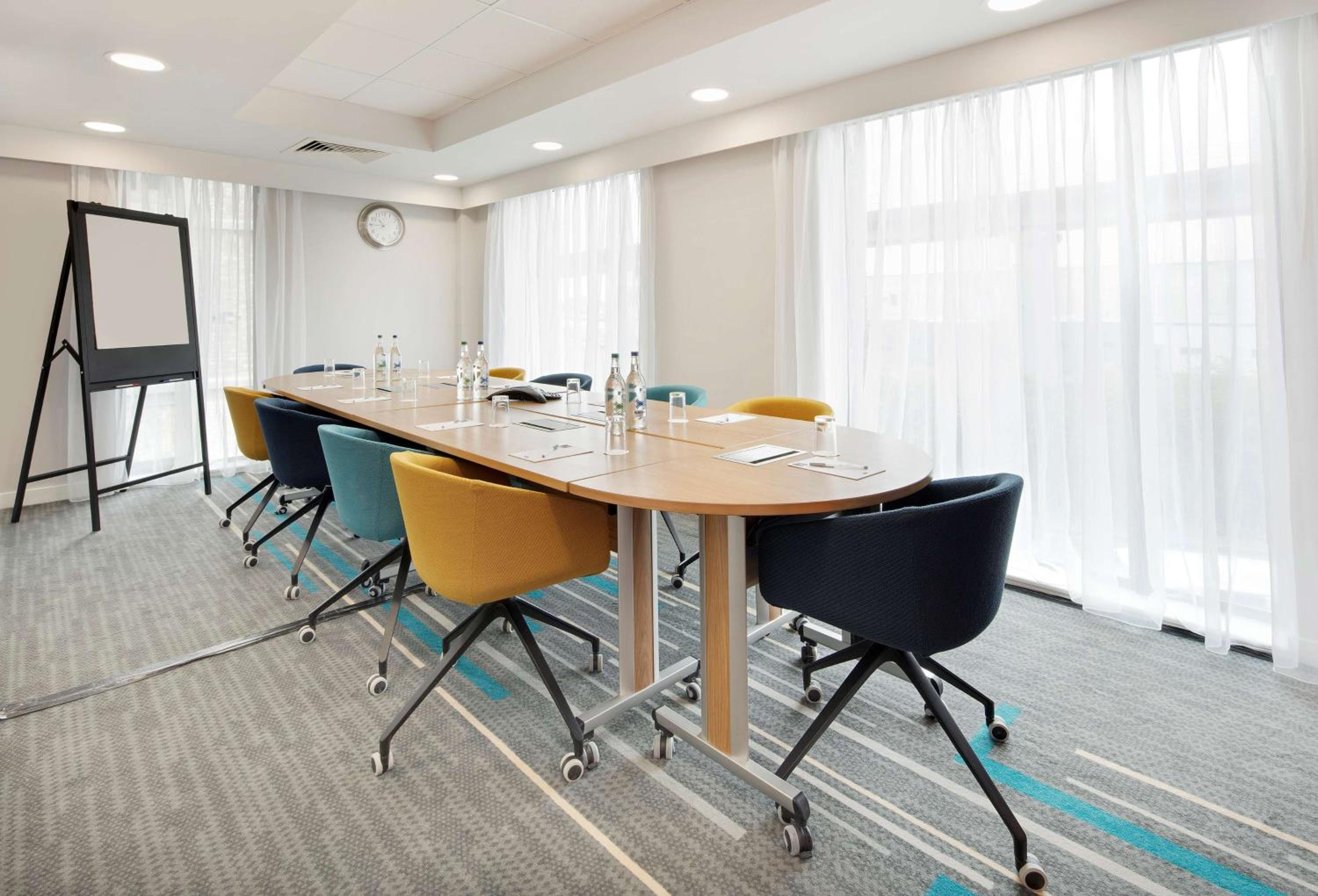 Hampton by Hilton London Excel