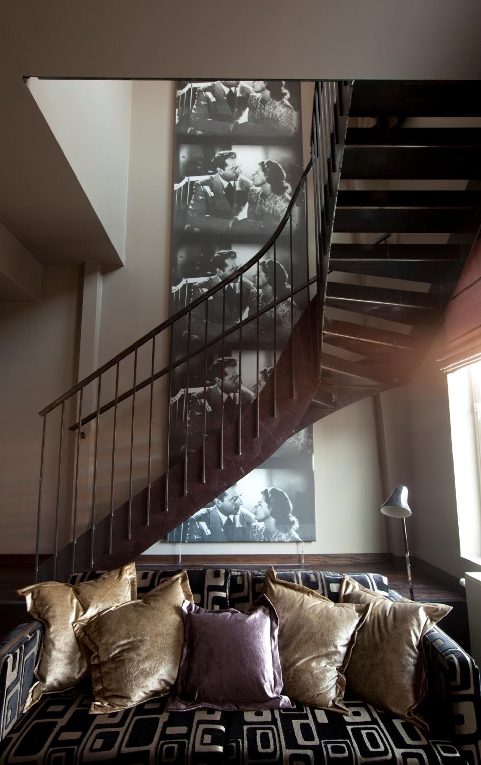 Home Hotel Folketeateret