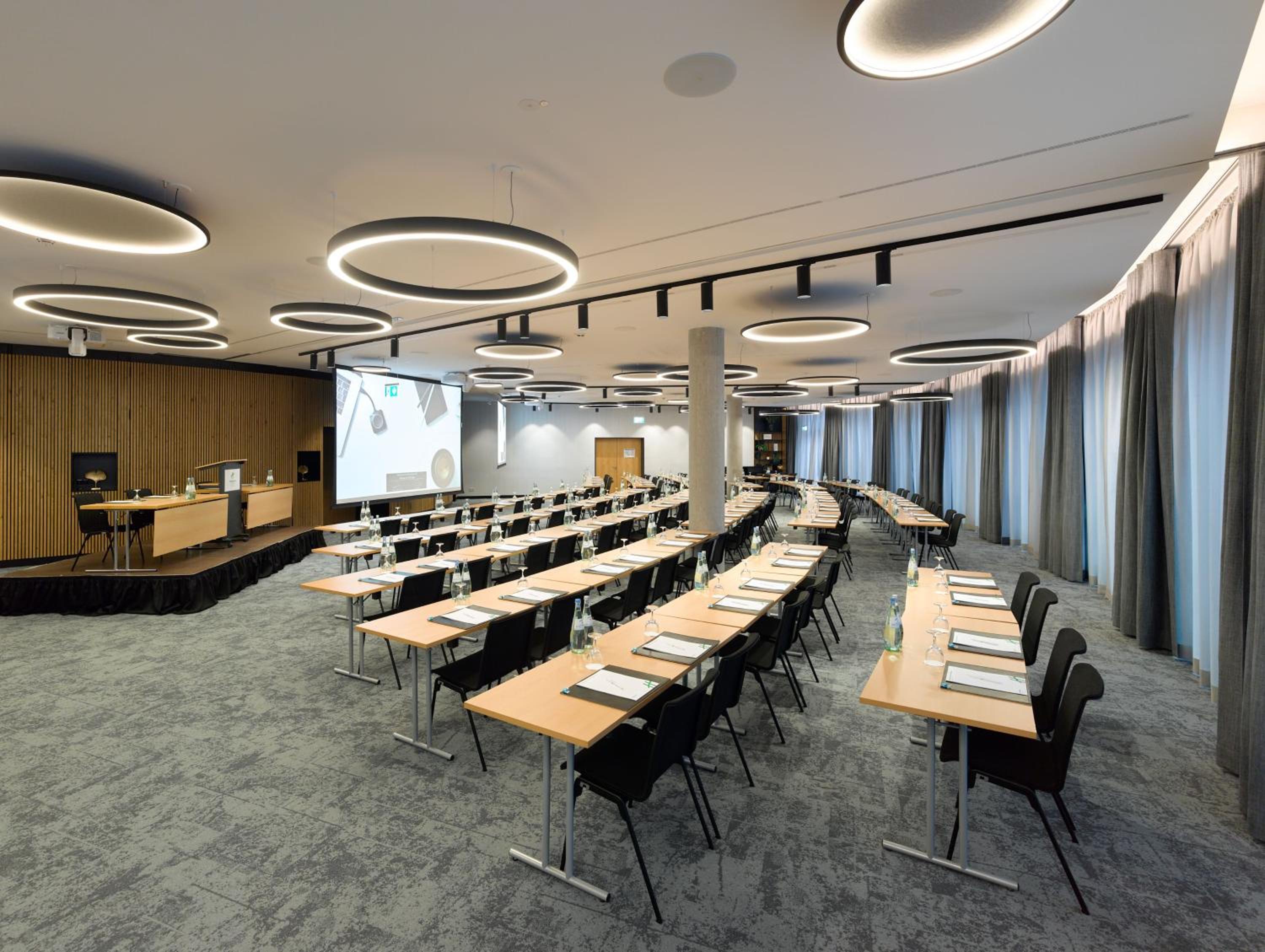 Holiday Inn STUTTGART by IHG
