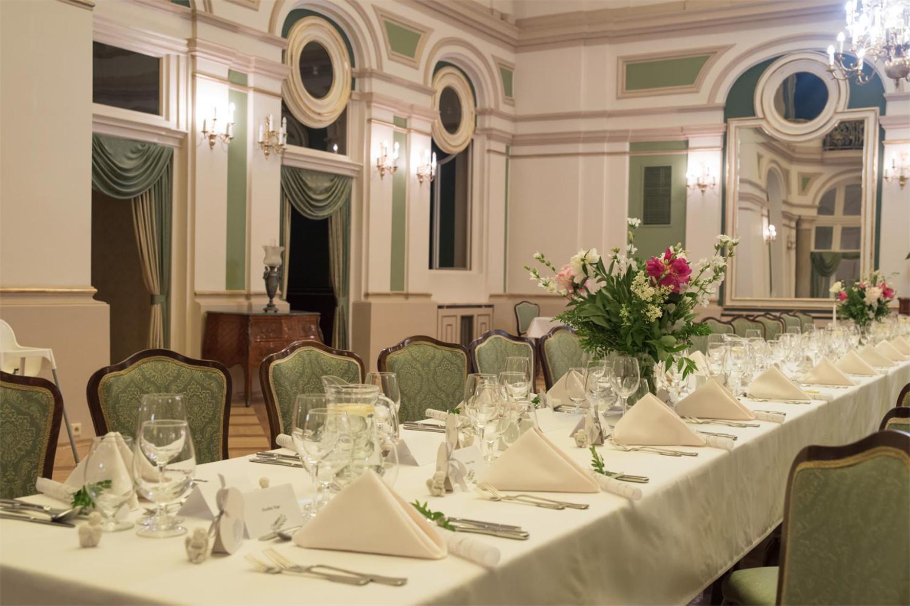 Grand Hotel