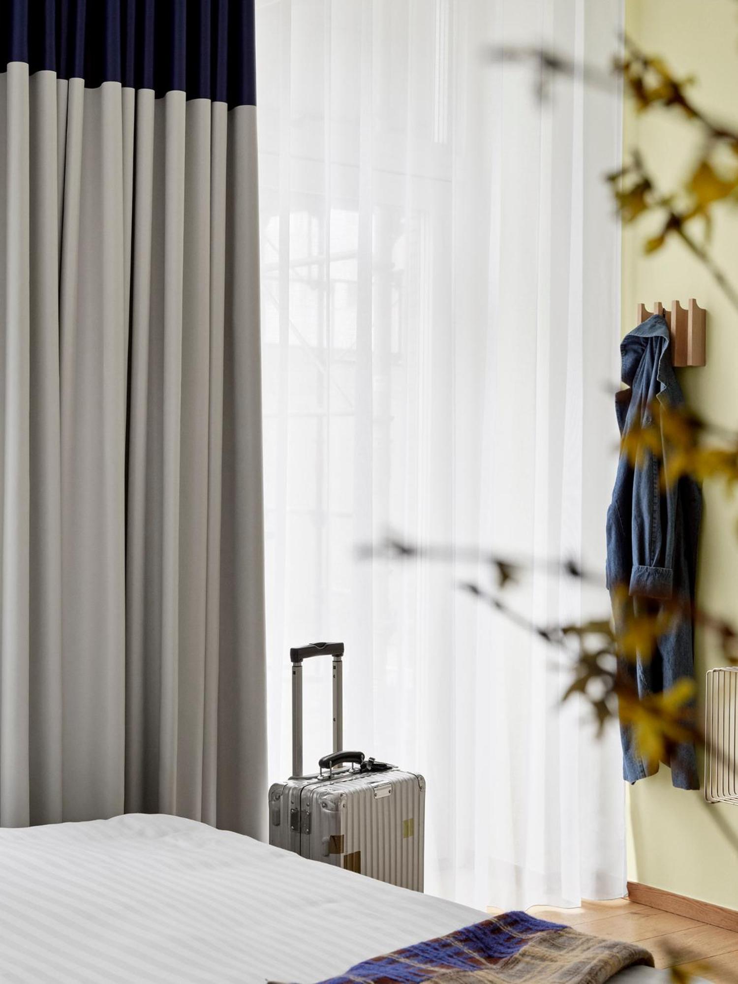 Brik Apartment Hotel