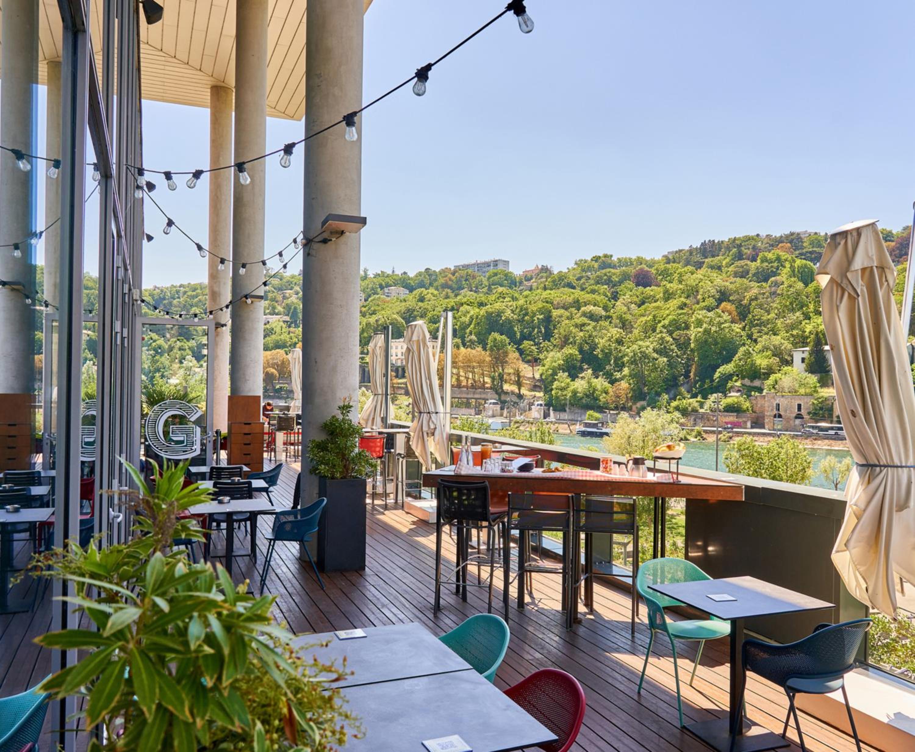 Novotel Lyon Centre Confluence Bord de Saone