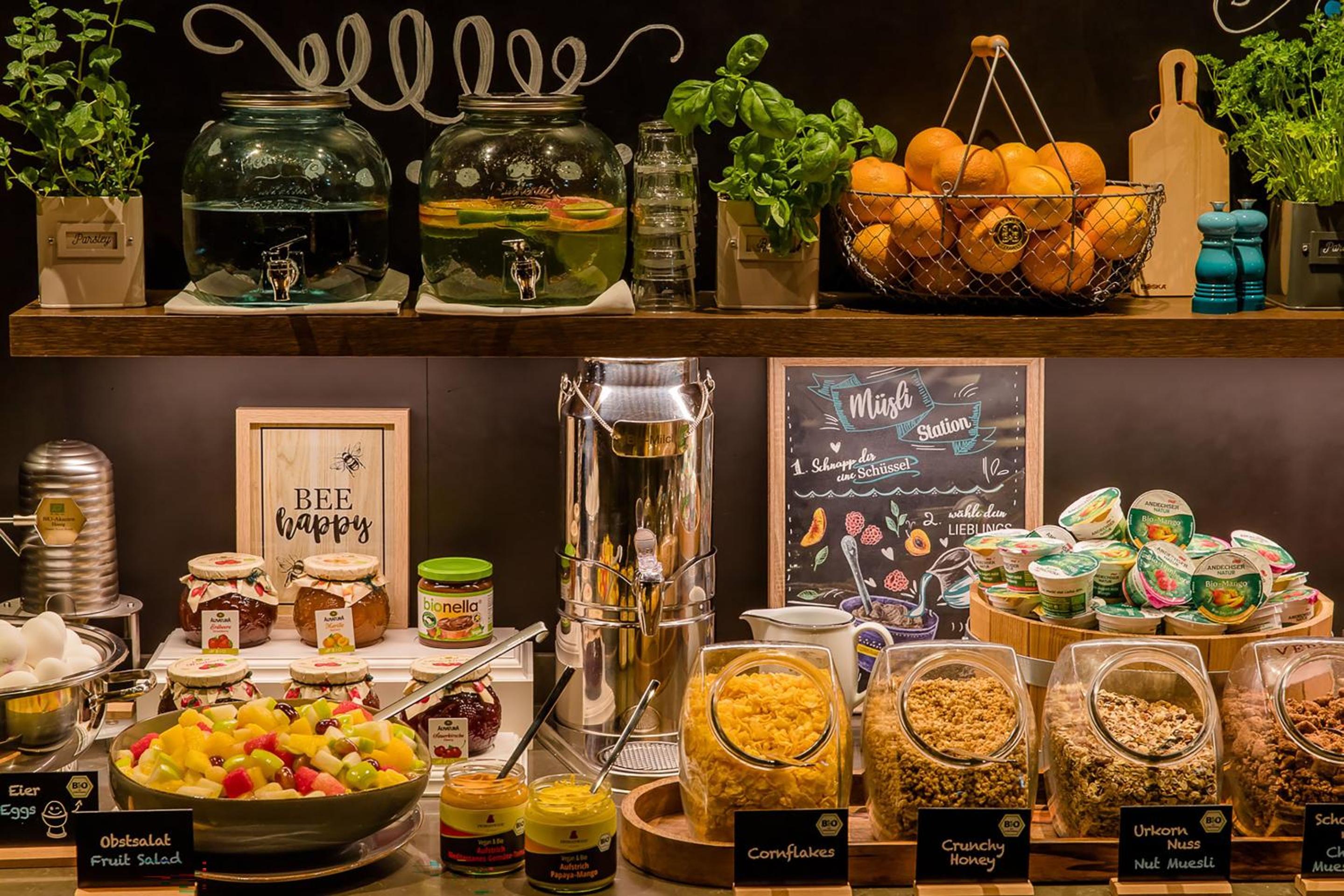 Motel One Manchester-Piccadilly