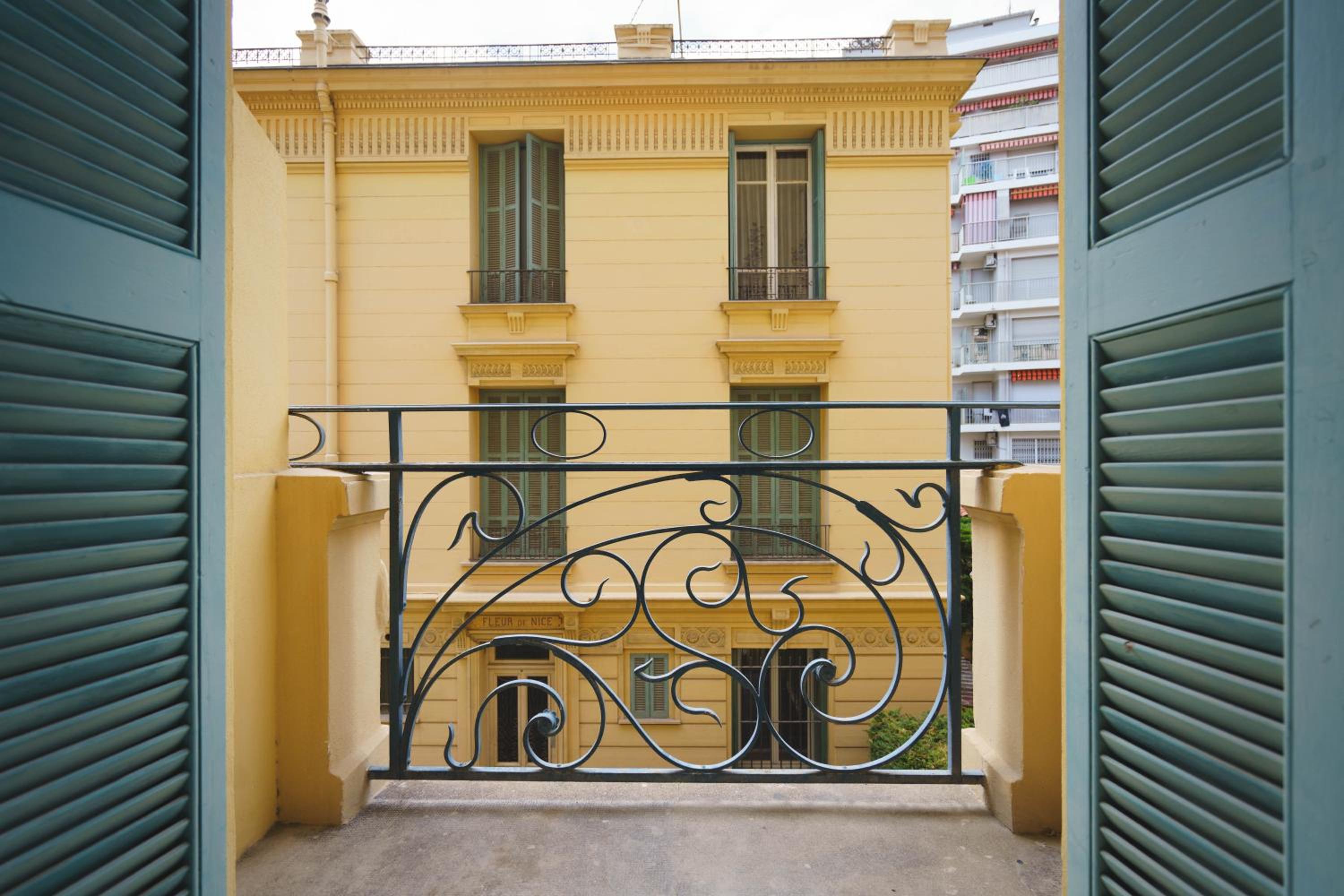 Hotel Gounod Fully Renovated