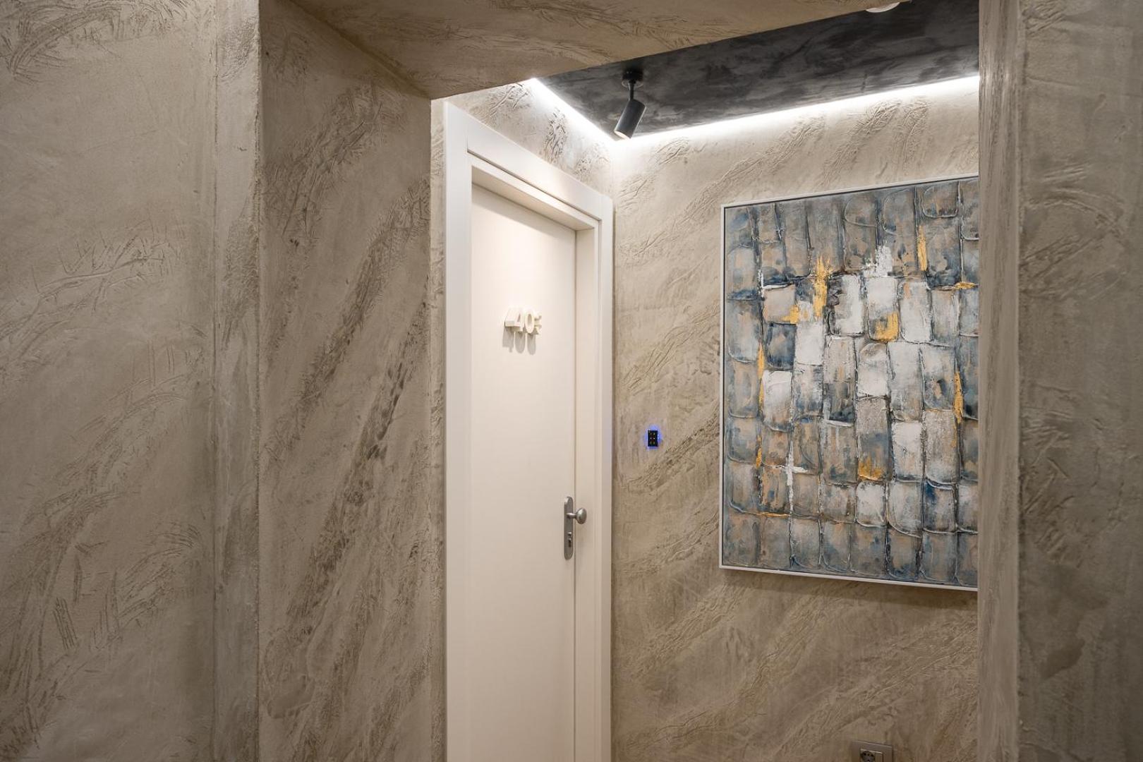 Hotel Caravita