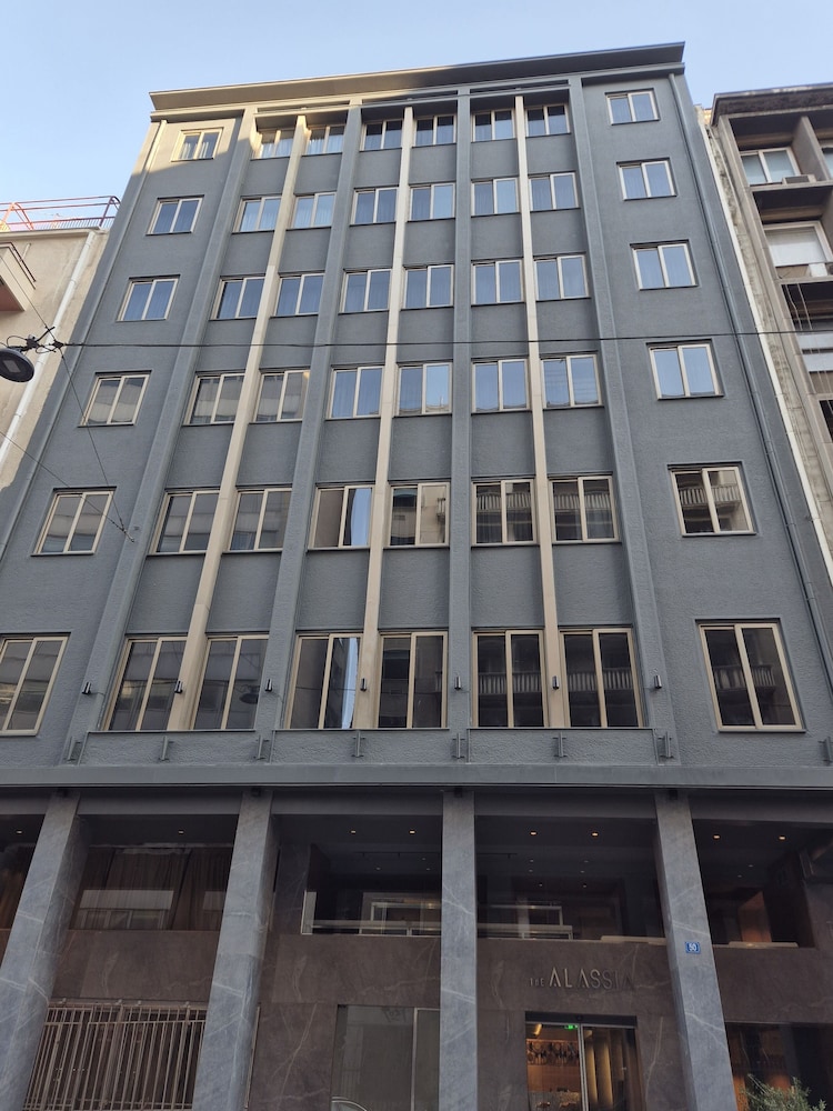 Alassia Hotel