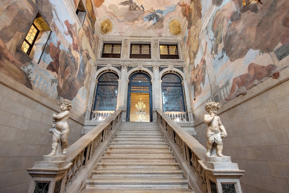 Ca' Sagredo Hotel