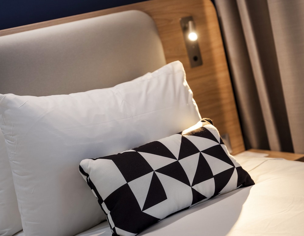 Holiday Inn Express NICE - GRAND ARENAS by IHG