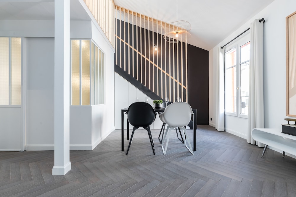 L'Abeille - Boutique Apartments