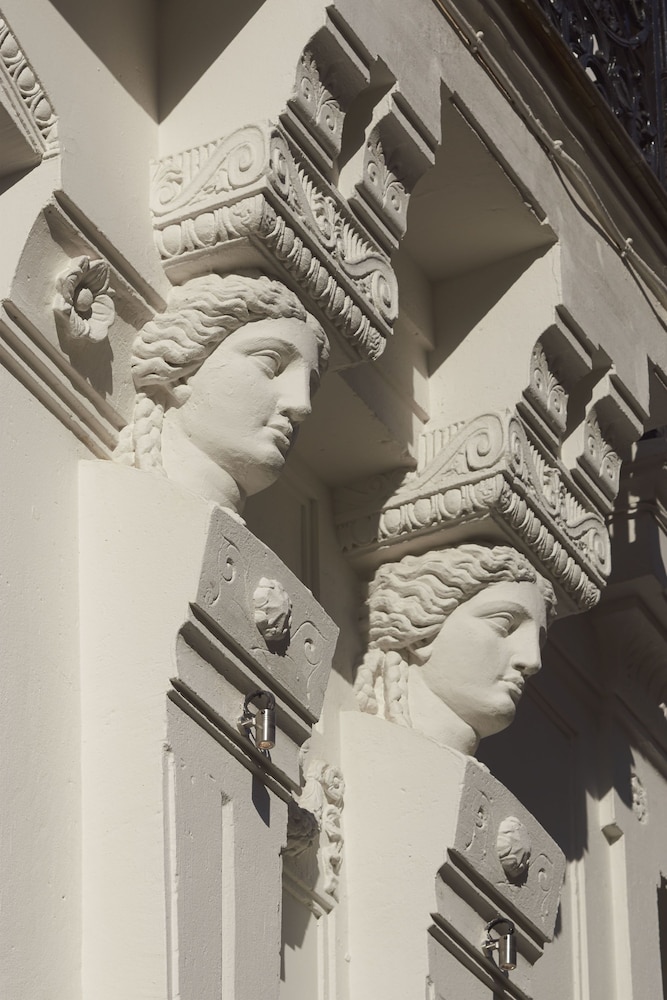 Hotel de Nell