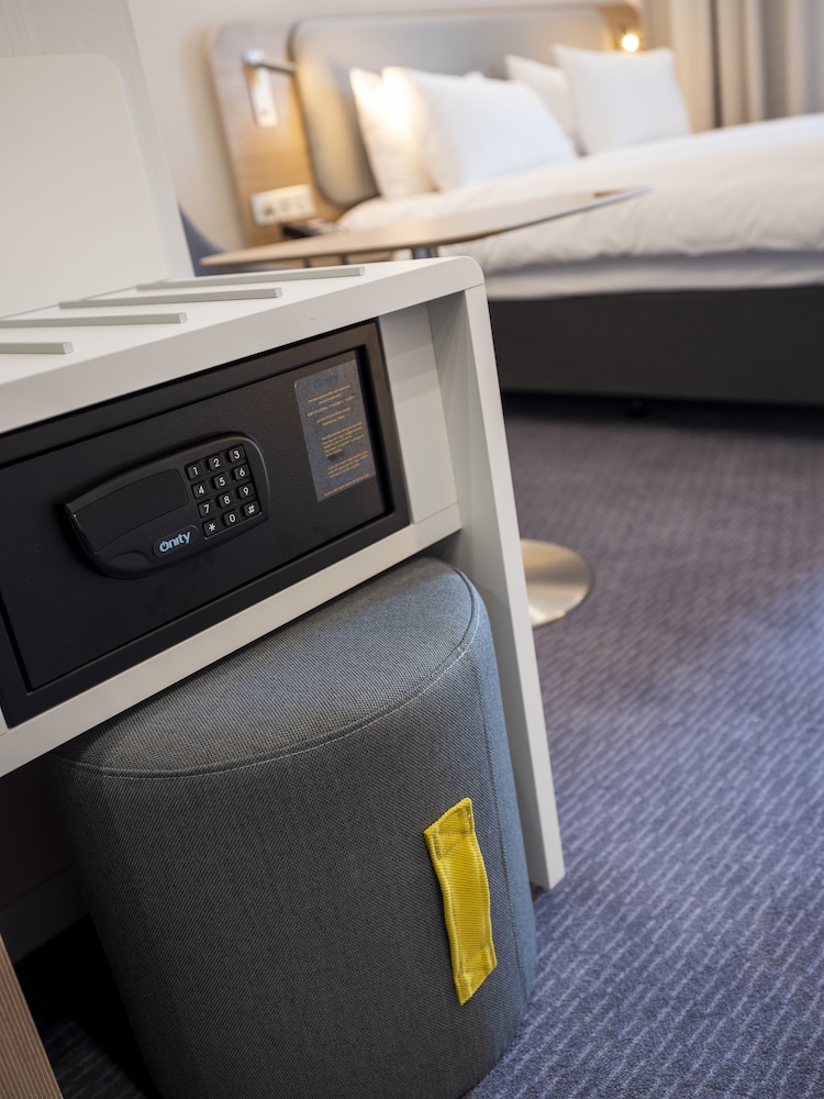 Holiday Inn Express NICE - GRAND ARENAS by IHG