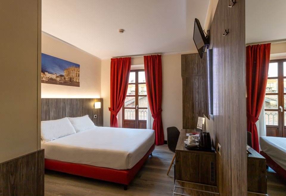 Hotel Urbani