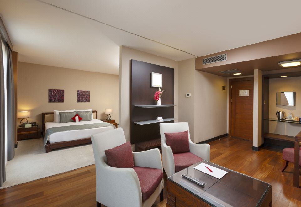 Nippon Hotel
