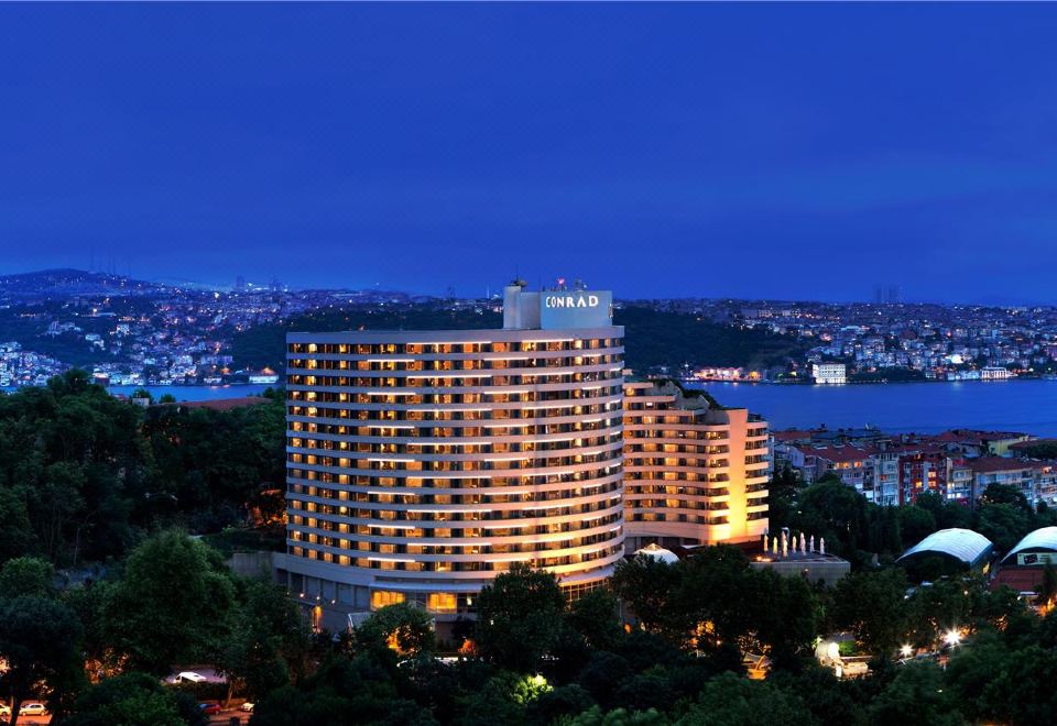 Conrad Istanbul Bosphorus