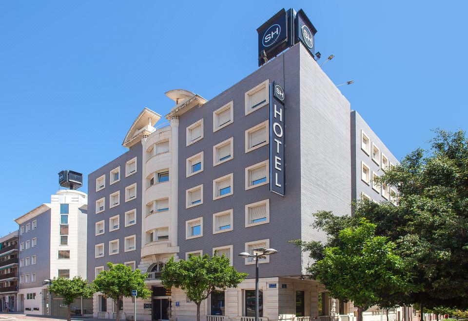 Hotel Malcom and Barret